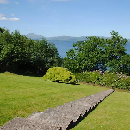 Benoch Lomond Castle Apartment Alexandria Exterior photo